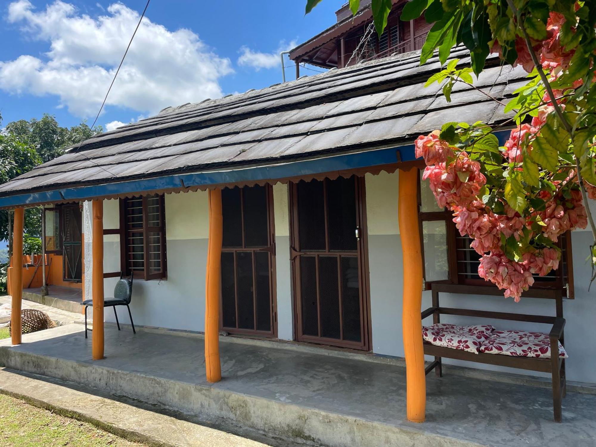 Rupa View Guest House Pokhara Ngoại thất bức ảnh